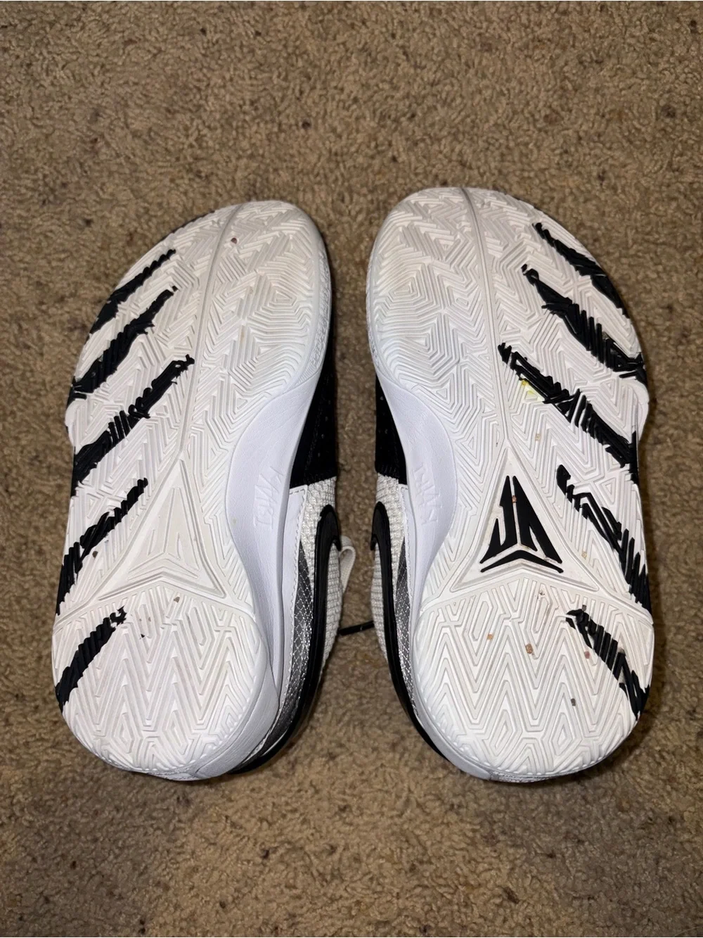 Nike Kids White and Black Low-Top Athletic Sneakers